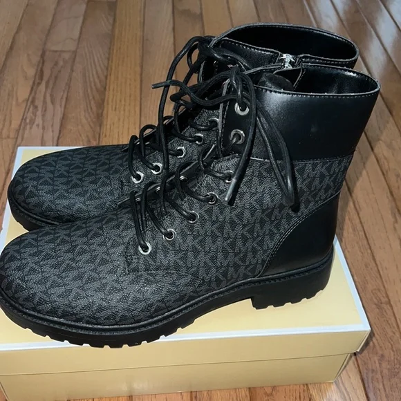 Michael Michael Kors Alistair Combat Boot - Picture 2 of 16